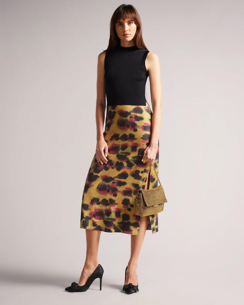{{ product.type }} - Ted Baker London - Kosovo - GLITZET